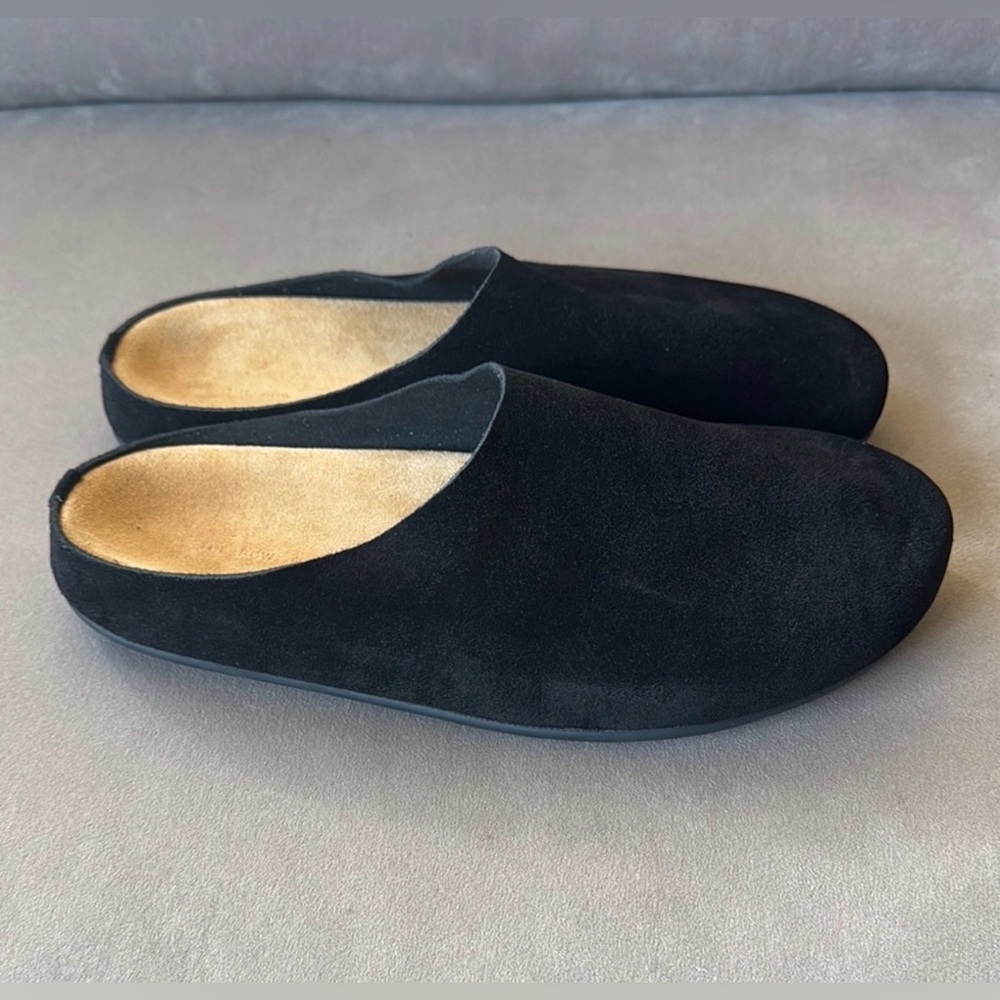 The Row Black Hugo Suede Cloag Loafers - Picture 2 of 6